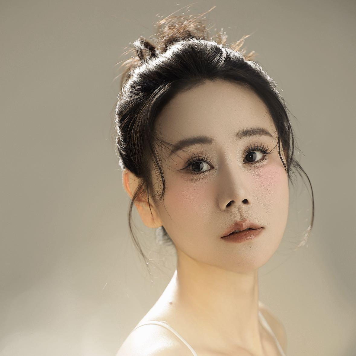 杨淼邯头像